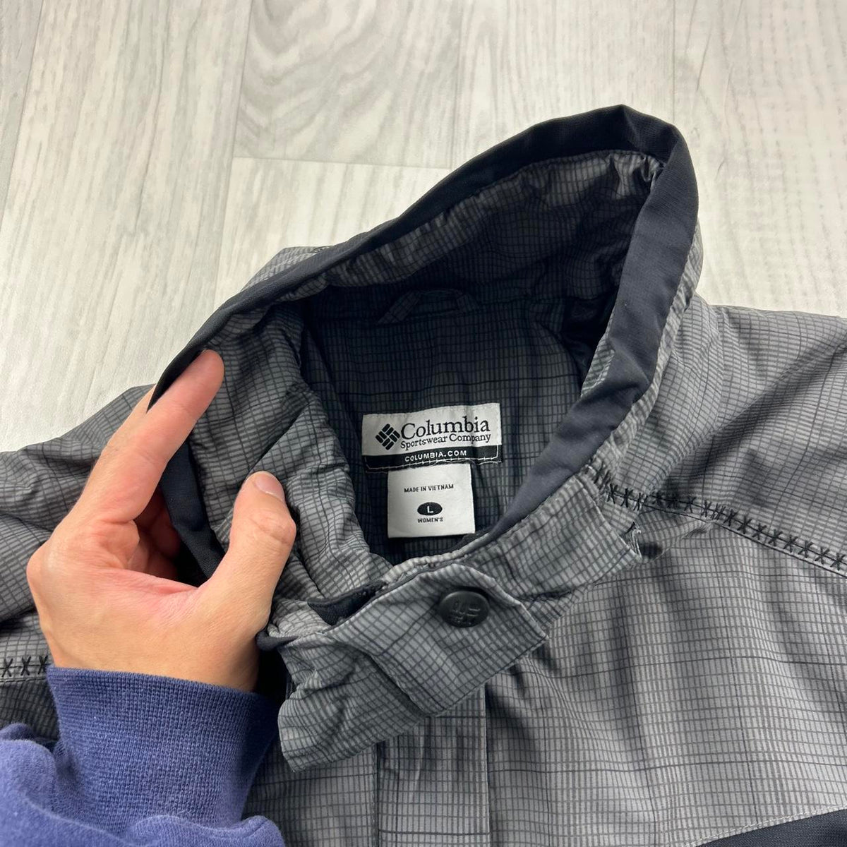 VINTAGE Y2K COLUMBIA PLAID TECHNICAL UTILITY JACKET BLACK / GREY
