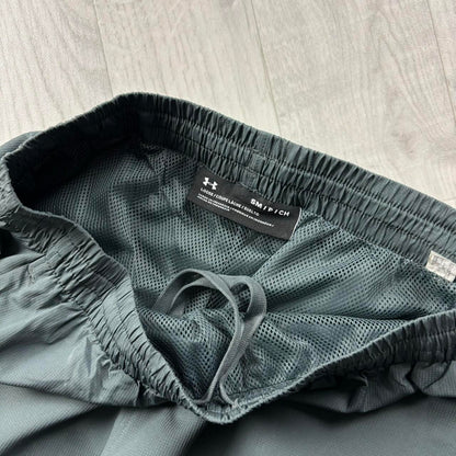 UNDER ARMOUR STRAIGHT LEG TRACKSUIT BOTTOMS GREY