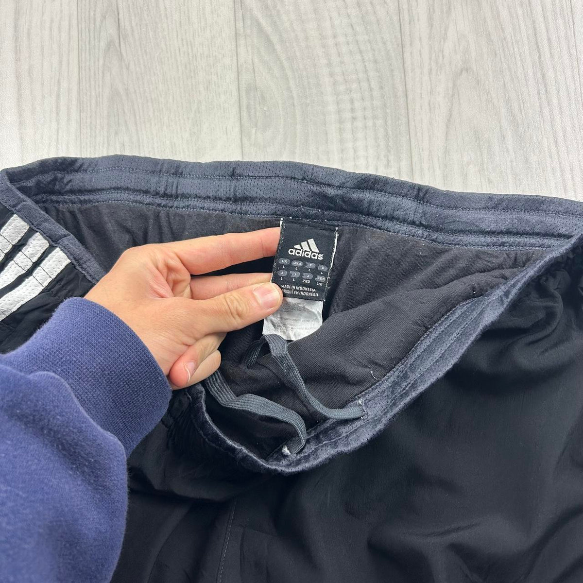 VINTAGE Y2K ADIDAS SIDE STRIPE BAGGY TRACKSUIT BOTTOMS BLACK