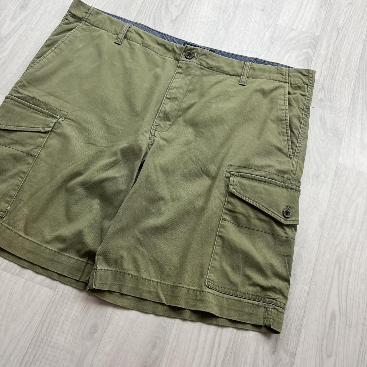 CHAPS BAGGY CARGO SHORTS KHAKI GREEN