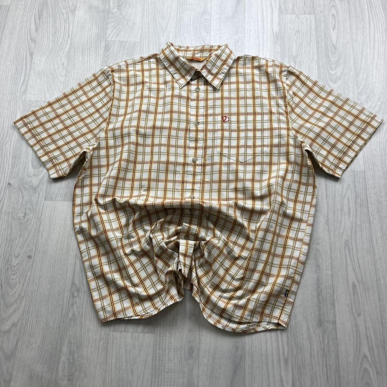 VINTAGE Y2K FJÄLLRAVEN CHECKERED SHORT SLEEVE SHIRT WHITE
