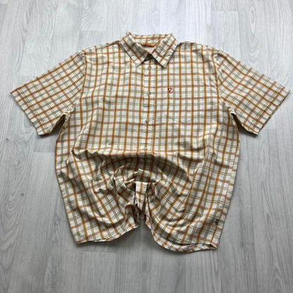 VINTAGE Y2K FJÄLLRAVEN CHECKERED SHORT SLEEVE SHIRT WHITE