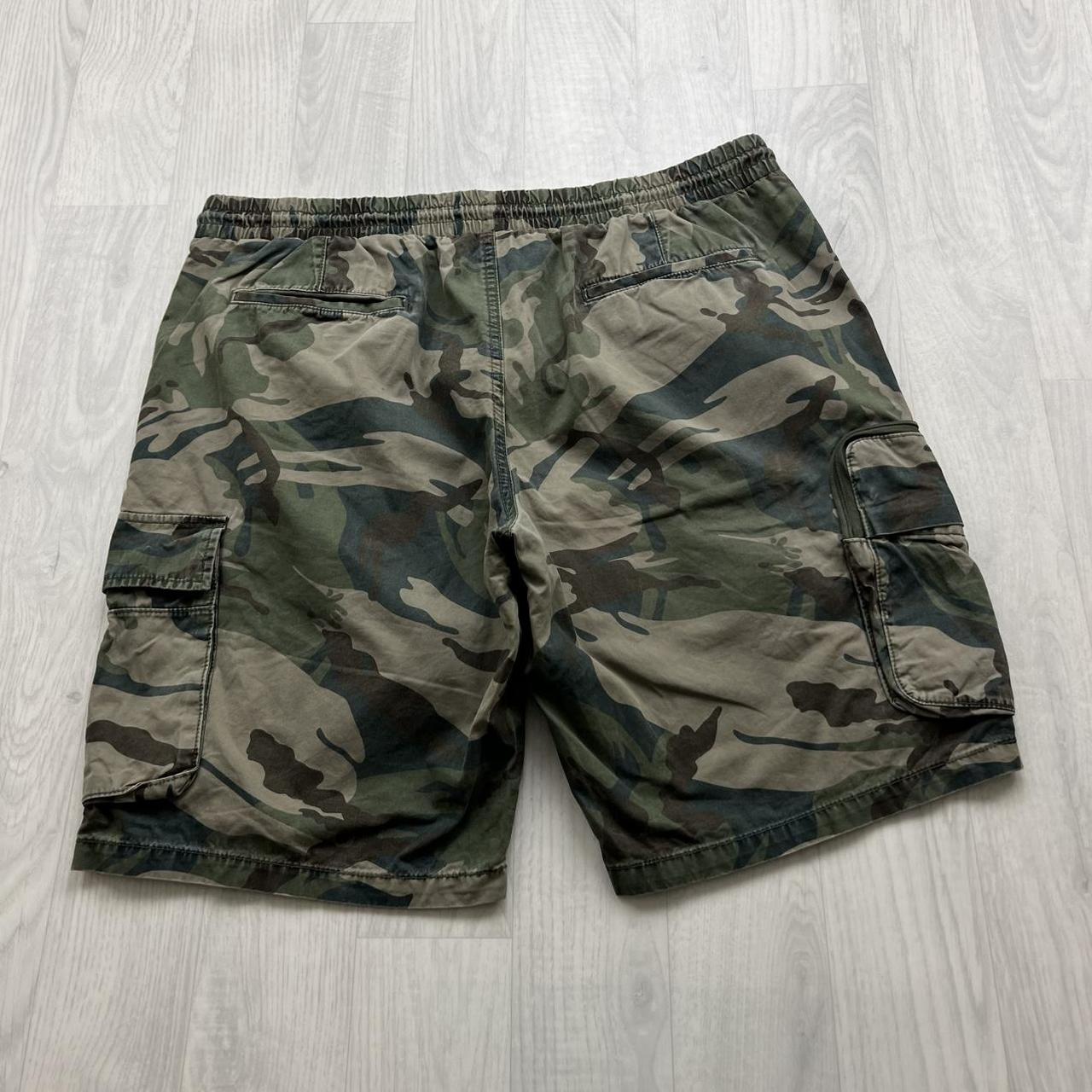 GEORGE BAGGY LOOSE CAMO SHORTS