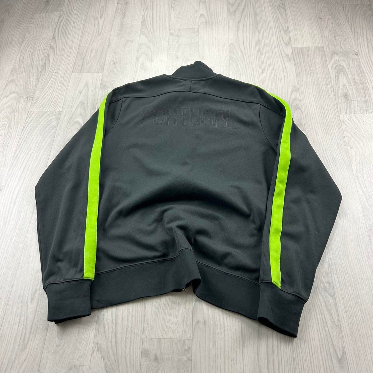 2012/13 NIKE PORTUGAL FOOTBALL TRACK JACKET GREY / GREEN