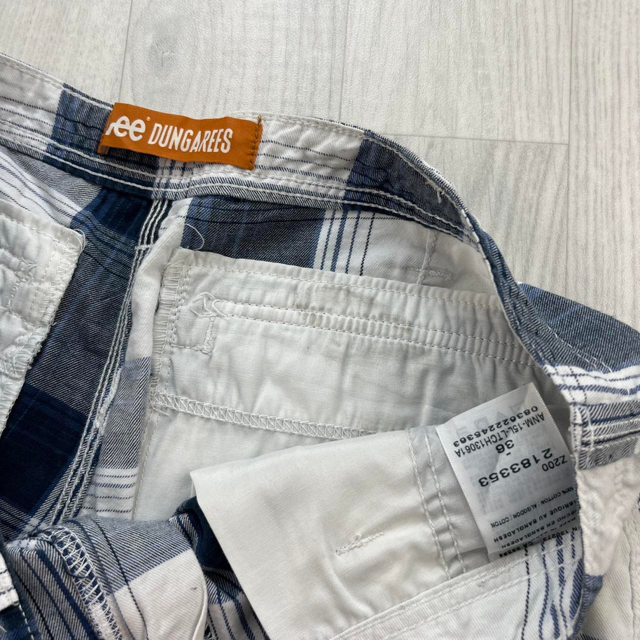 VINTAGE Y2K LEE BAGGY CHECKERED PLAID CARGO SHORTS WHITE / NAVY