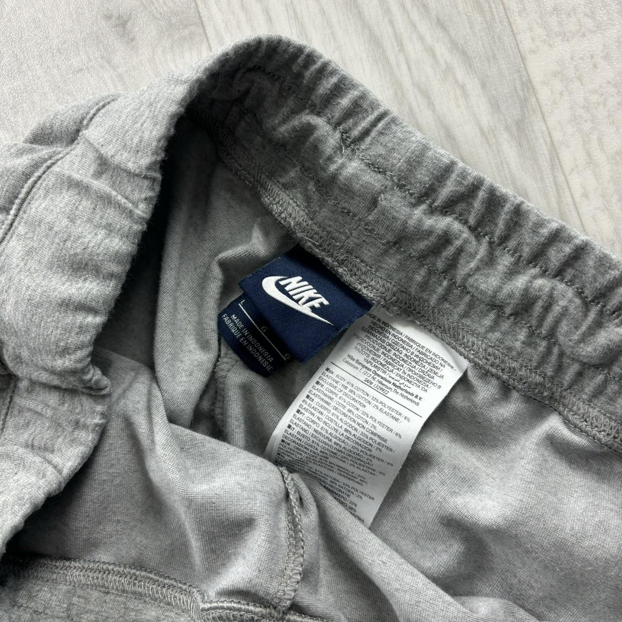 VINTAGE 00s NIKE LOW RISE BAGGY SWEATPANTS GREY
