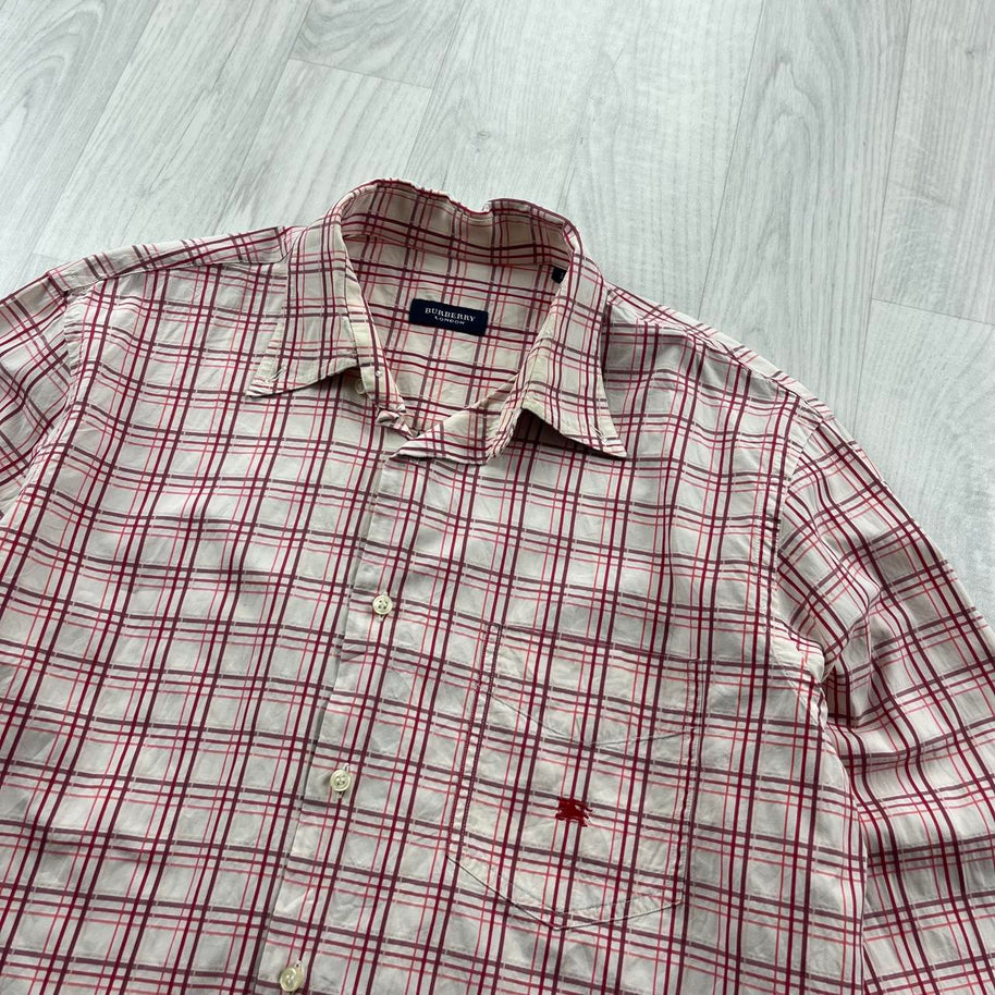 VINTAGE 00s BURBERRY CHECKERED CROPPED LONG SLEEVE BUTTON UP SHIRT WHITE RED