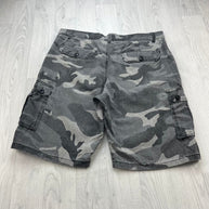 VINTAGE Y2K BAGGY CAMO CARGO SHORTS GREY