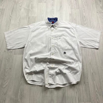 VINTAGE Y2K TOMMY HIFILGER SHORT SLEEVE BUTTON UP SHIRT WHITE