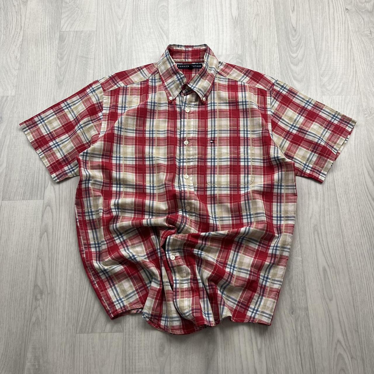 VINTAGE Y2K TOMMY HILFIGER PLAID SHORT SLEEVE BUTTON UP SHIRT RED