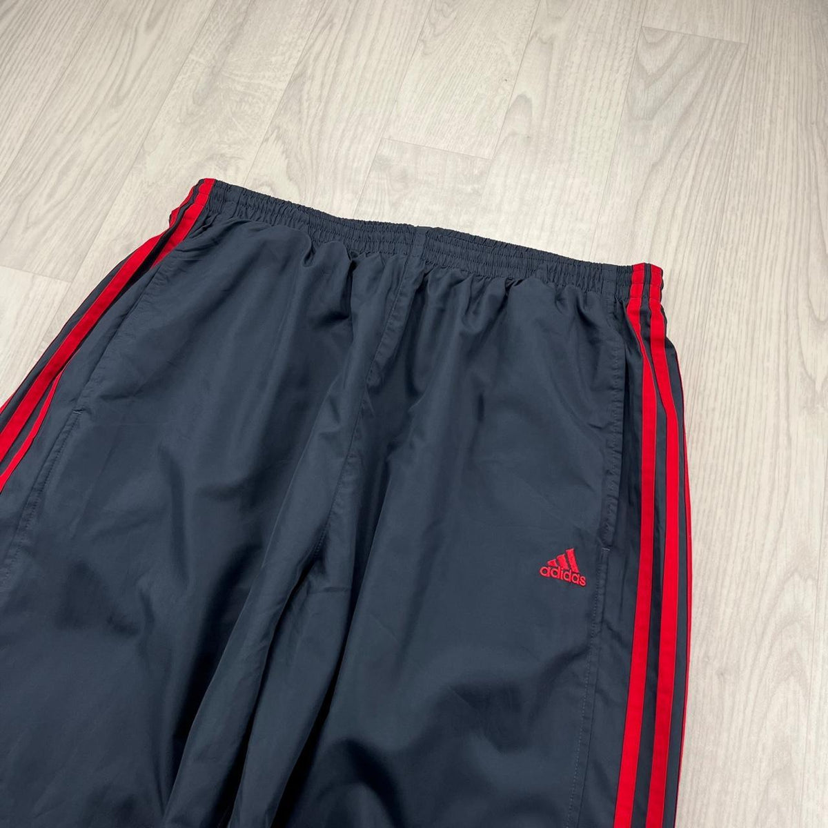 VINTAGE Y2K ADIDAS SIDE STRIPE BAGGY TRACKSUIT BOTTOMS NAVY RED