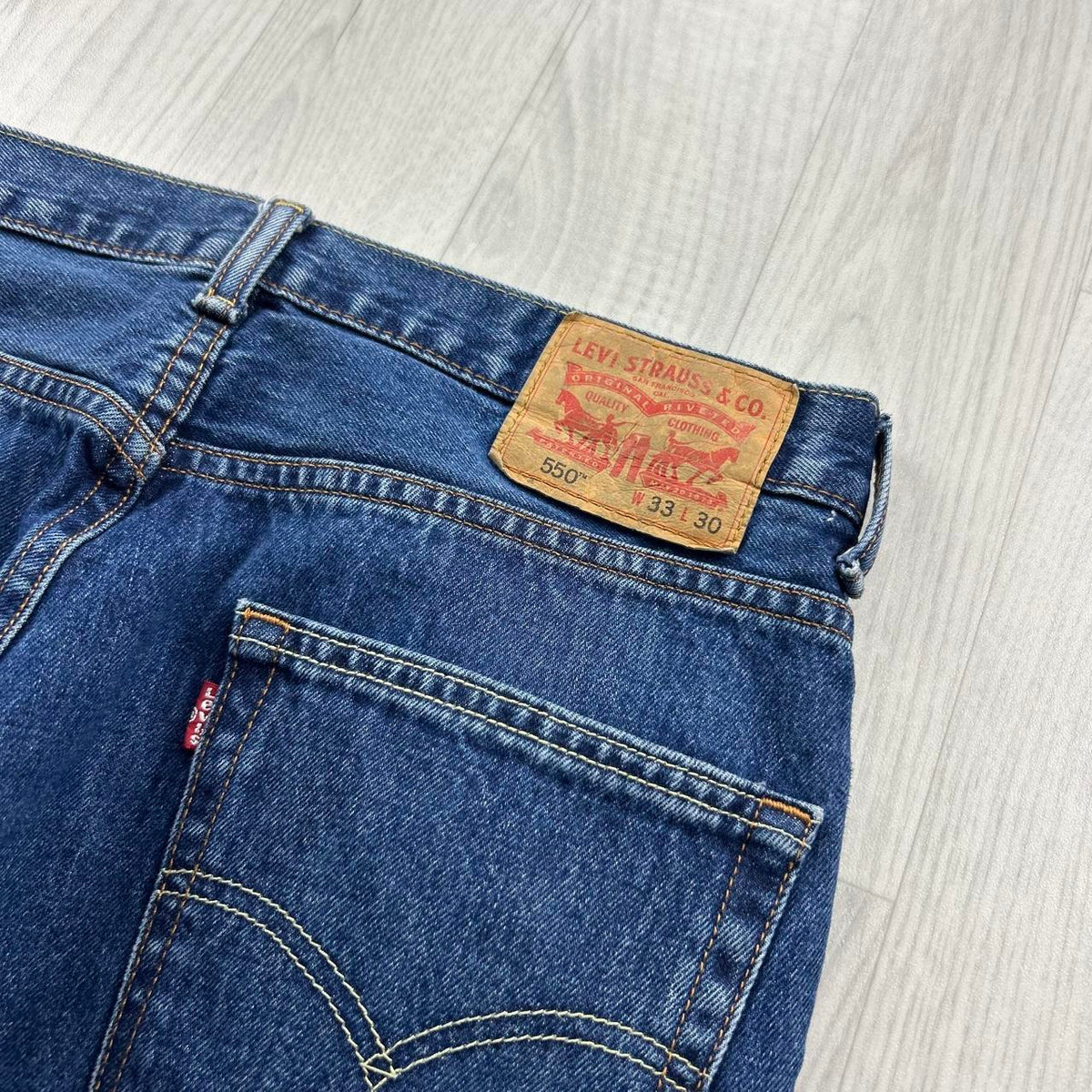 VINTAGE 00s LEVIS 550 BAGGY JEANS BLUE