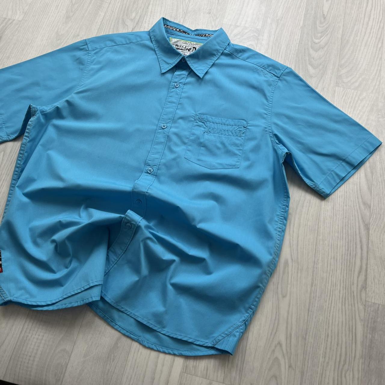 VINTAGE Y2K QUIKSILVER SHORT SLEEVE SHIRT BLUE