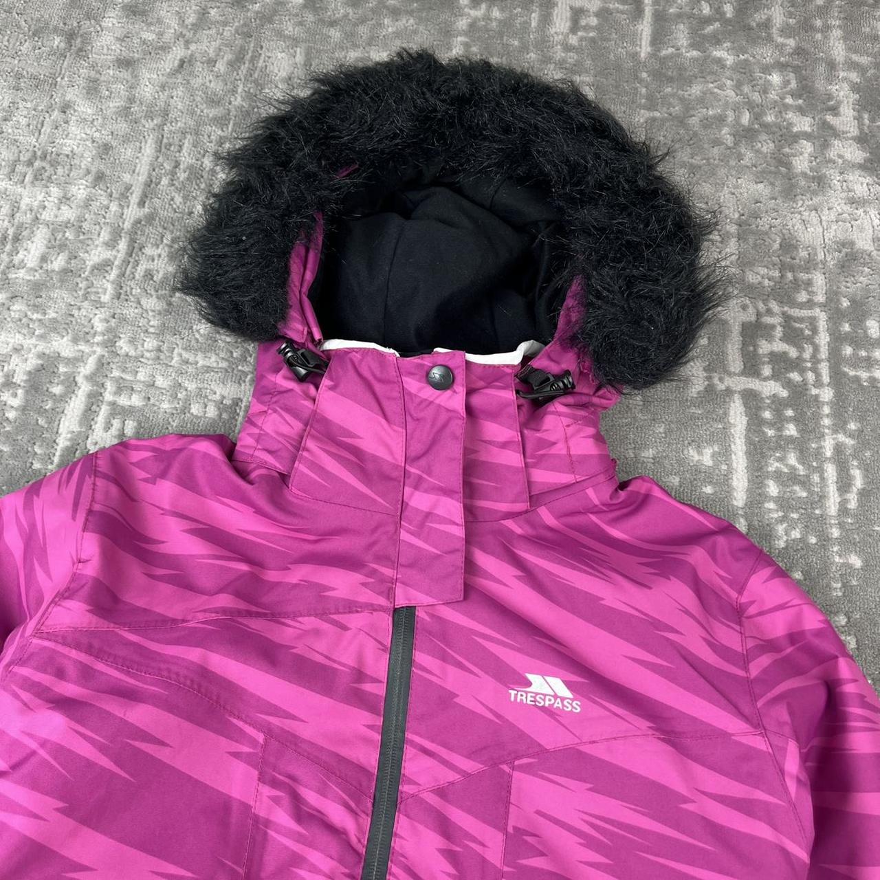 VINTAGE Y2K TRESSPASS CAMO FLUFFY HOOD SKI JACKET PINK
