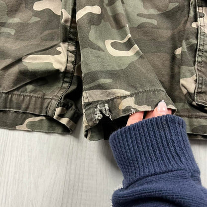 VINTAGE Y2K BAGGY LOOSE CAMO SHORTS