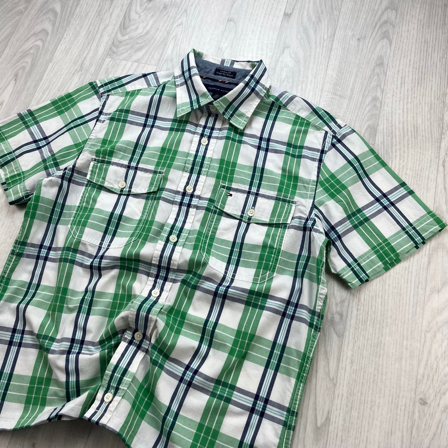 VINTAGE 00s TOMMY HILFIGER CHECKERED CROPPED SHORT SLEEVE BUTTON UP SHIRT GREEN