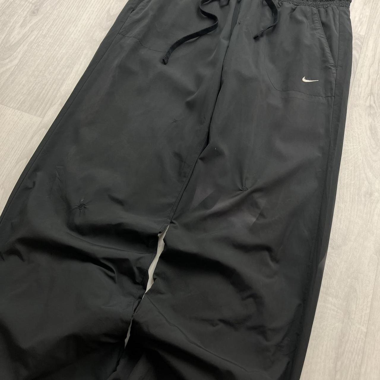VINTAGE Y2K NIKE LOW RISE BAGGY TRACKSUIT BOTTOMS BLACK