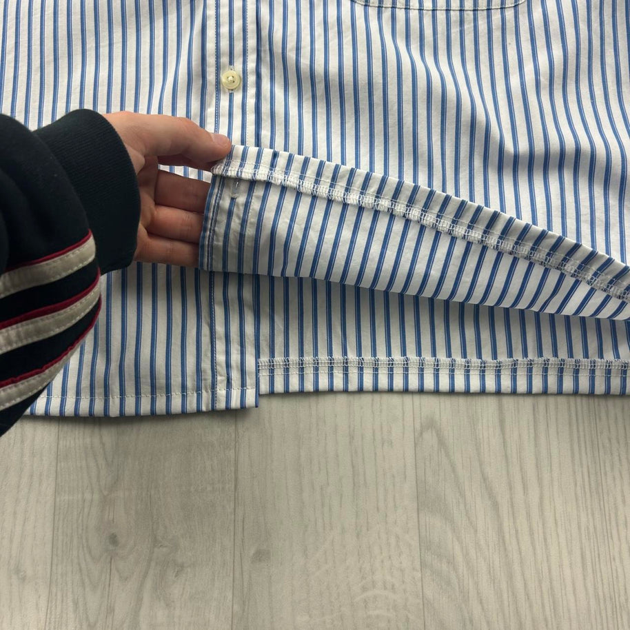 VINTAGE 00s TOMMY HILFIGER STRIPED CROPPED SHORT SLEEVE BUTTON UP SHIRT BLUE