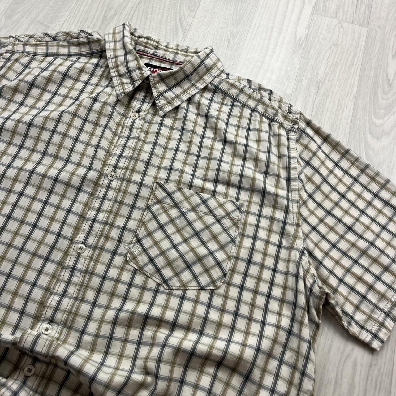 VINTAGE Y2K O’NEILL CHECKERED SHORT SLEEVE SHIRT