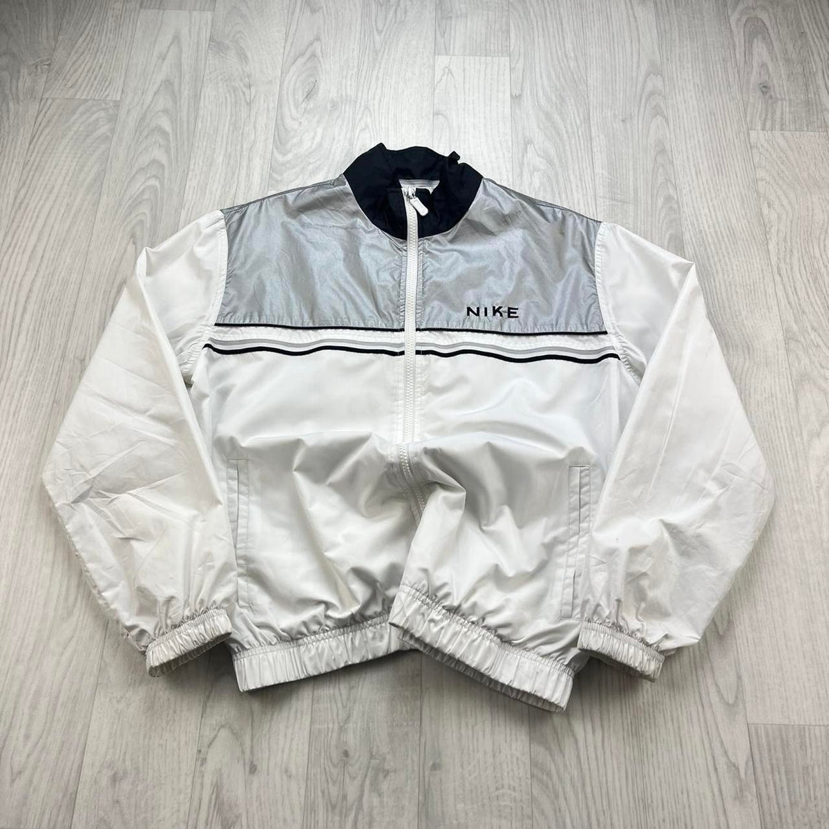 VINTAGE Y2K NIKE WINDBREAKER TRACK JACKET WHITE