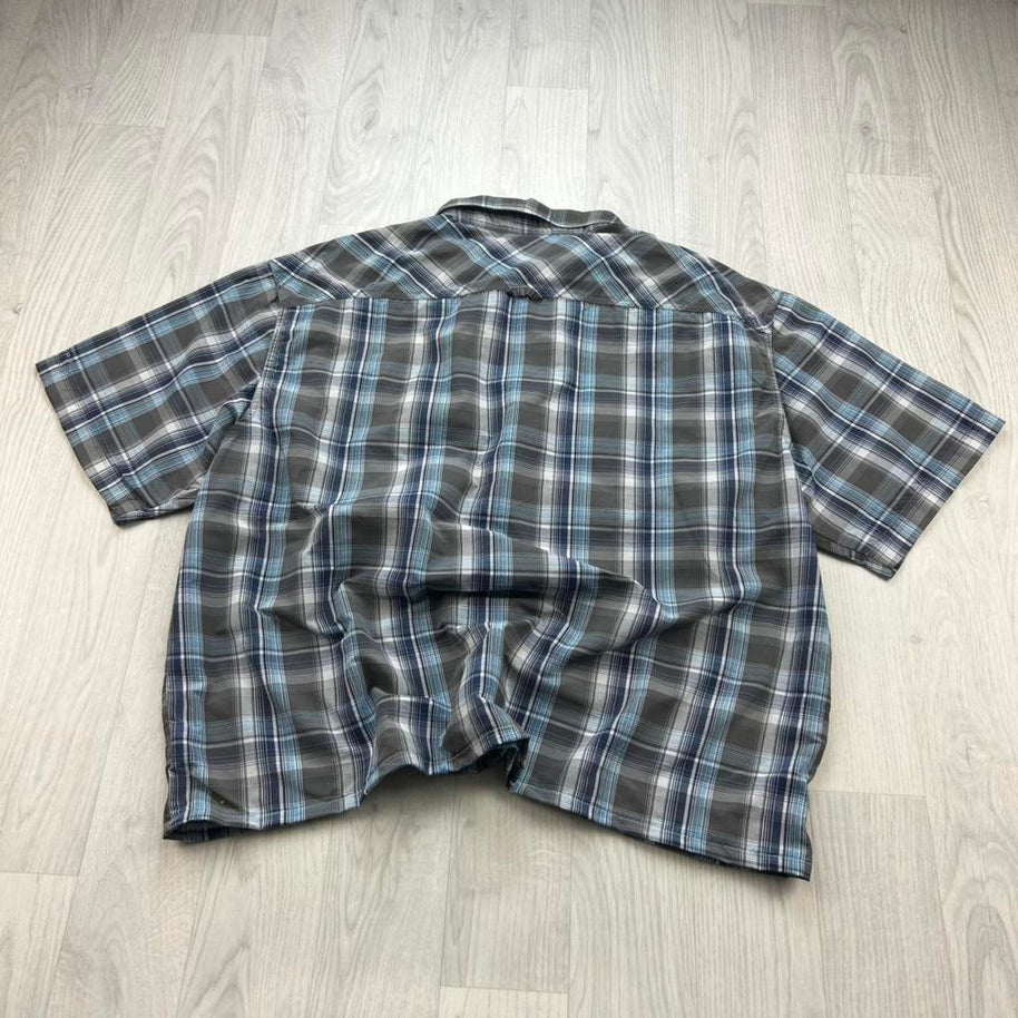 VINTAGE 00s COLUMBIA GINGHAM CROPPED SHORT SLEEVE BUTTON UP SHIRT BLUE / GREY