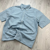 VINTAGE 00s LACOSTE GINGHAM CROPPED SHORT SLEEVE BUTTON UP SHIRT LIGHT BLUE