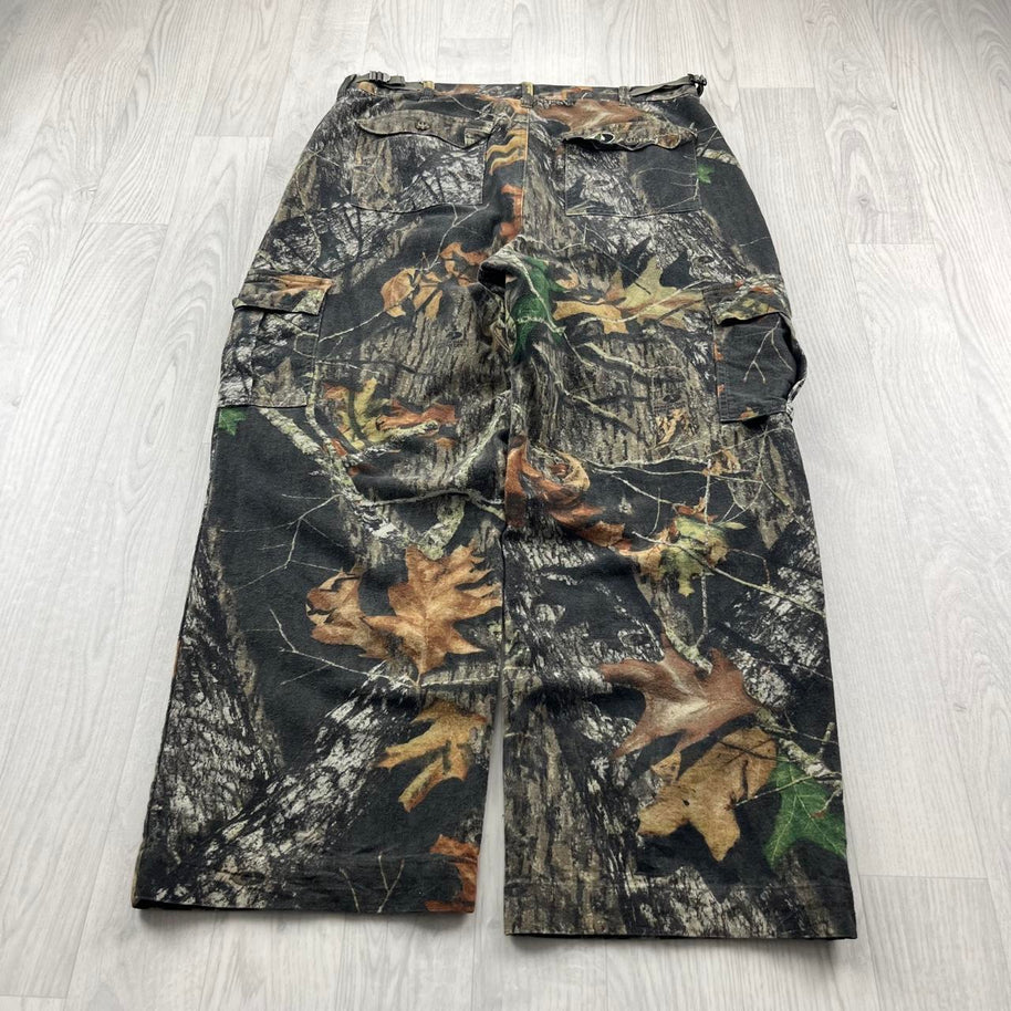 VINTAGE MOSSY OAK REALTREE WIDE LEG CAMO CARGO PANTS