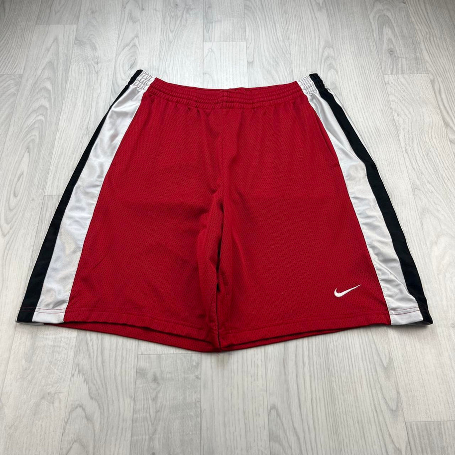 VINTAGE Y2K NIKE BAGGY BASKETBALL SPORT SHORTS RED