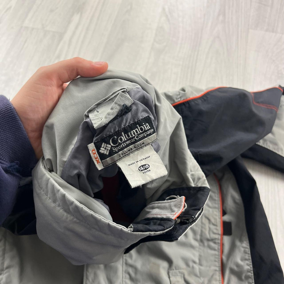 VINTAGE Y2K COLUMBIA UTILITY SKI JACKET GREY BLACK
