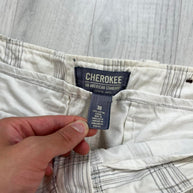 VINTAGE Y2K CHEROKEE BAGGY CHECKERED PLAID CARGO SHORTS WHITE