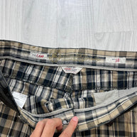 VINTAGE Y2K BAGGY CHECKERED PLAID CARGO SHORTS BEIGE