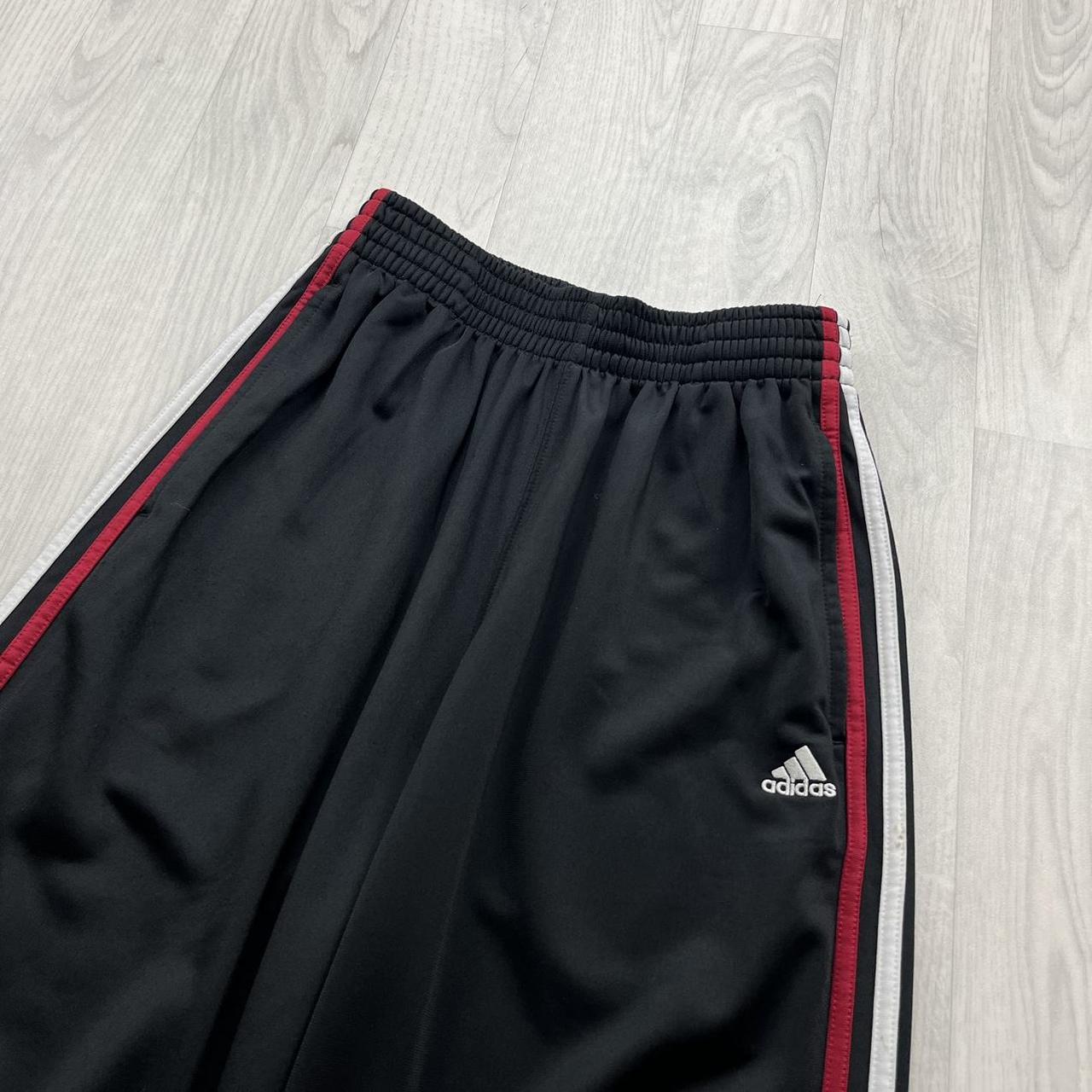 VINTAGE Y2K ADIDAS SIDE STRIPE BAGGY WIDE LEG TRACKSUIT BOTTOMS BLACK RED (M)