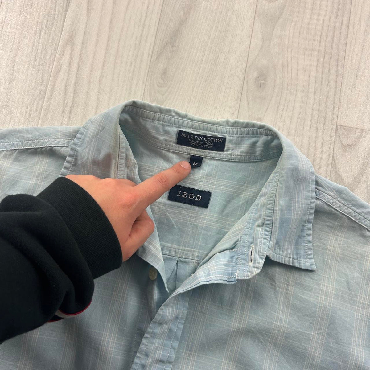 VINTAGE 00s IZOD CHECKERED CROPPED SHORT SLEEVE BUTTON UP SHIRT BLUE