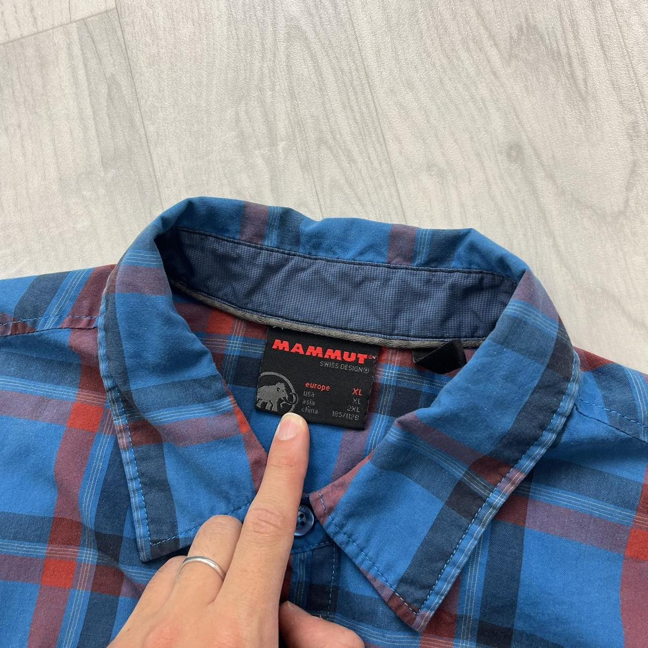 VINTAGE Y2K MAMMUT PLAID SHORT SLEEVE BUTTON UP SHIRT BLUE