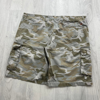VINTAGE Y2K DOCKERS BAGGY CAMO CARGO SHORTS