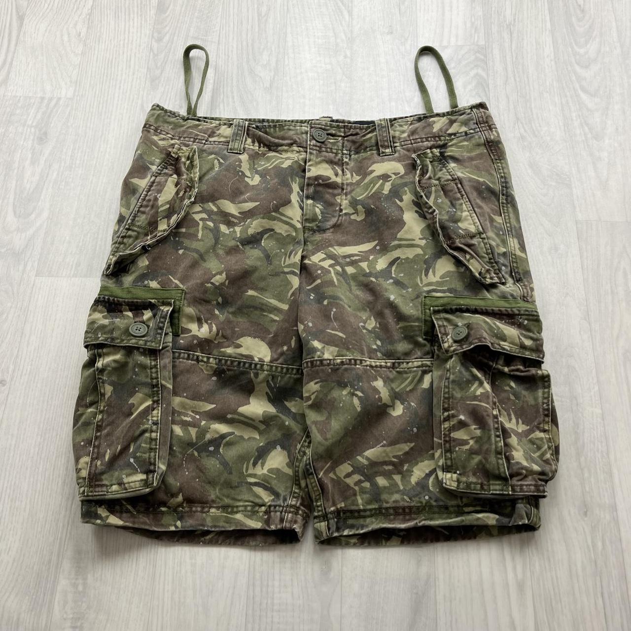 VINTAGE Y2K SUPERDRY BAGGY LOOSE CAMO SHORTS