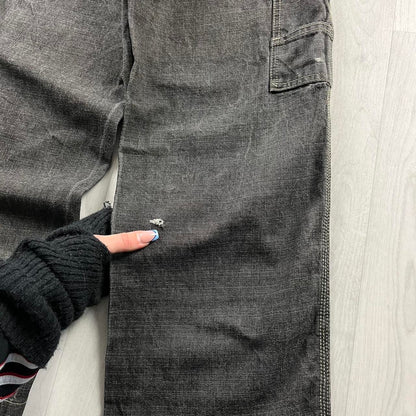 VINTAGE LEVIS STRAIGHT LEG CARPENTER JEANS FADED BLACK