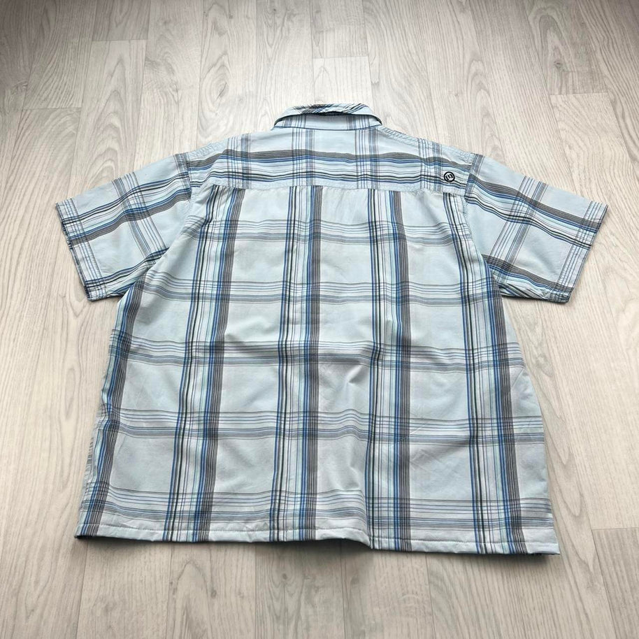 VINTAGE 00s ANIMAL CHECKERED CROPPED SHORT SLEEVE BUTTON UP SHIRT SKY BLUE