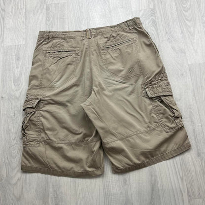 VINTAGE Y2K NIKE BAGGY CARGO SHORTS BEIGE