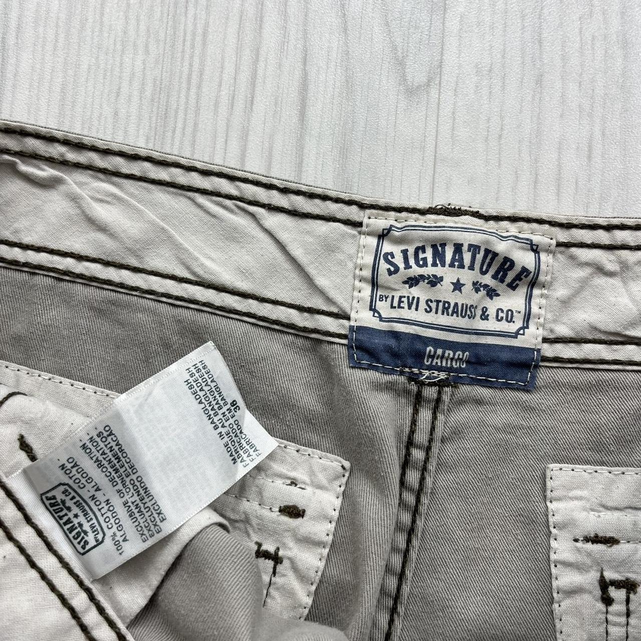 VINTAGE Y2K LEVIS BAGGY CAMO CARGO SHORTS