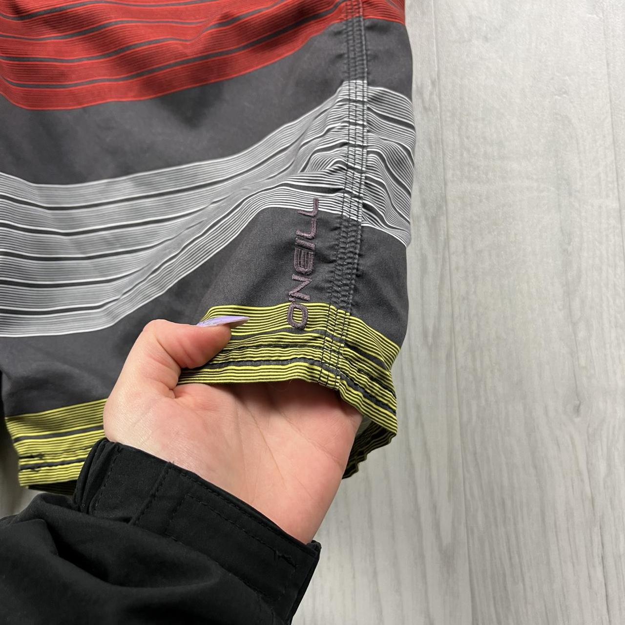 VINTAGE Y2K O’NEILL STRIPED BAGGY LOOSE BOARD SURF SHORTS MULTI