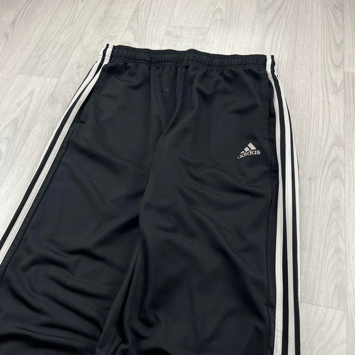 VINTAGE Y2K ADIDAS SIDE STRIPE BAGGY TRACKSUIT BOTTOMS BLACK