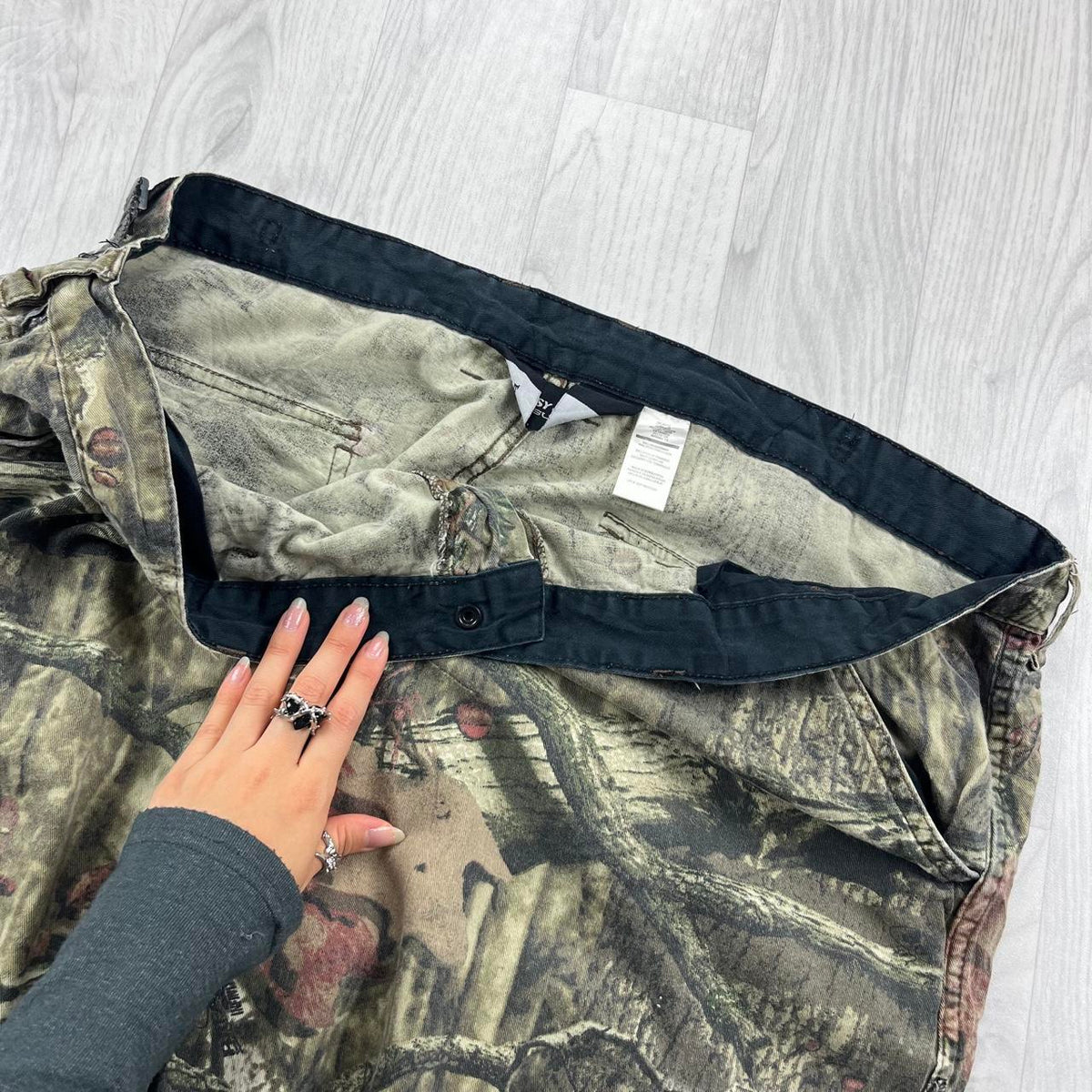VINTAGE REALTREE BAGGY CAMO CARGO PANTS