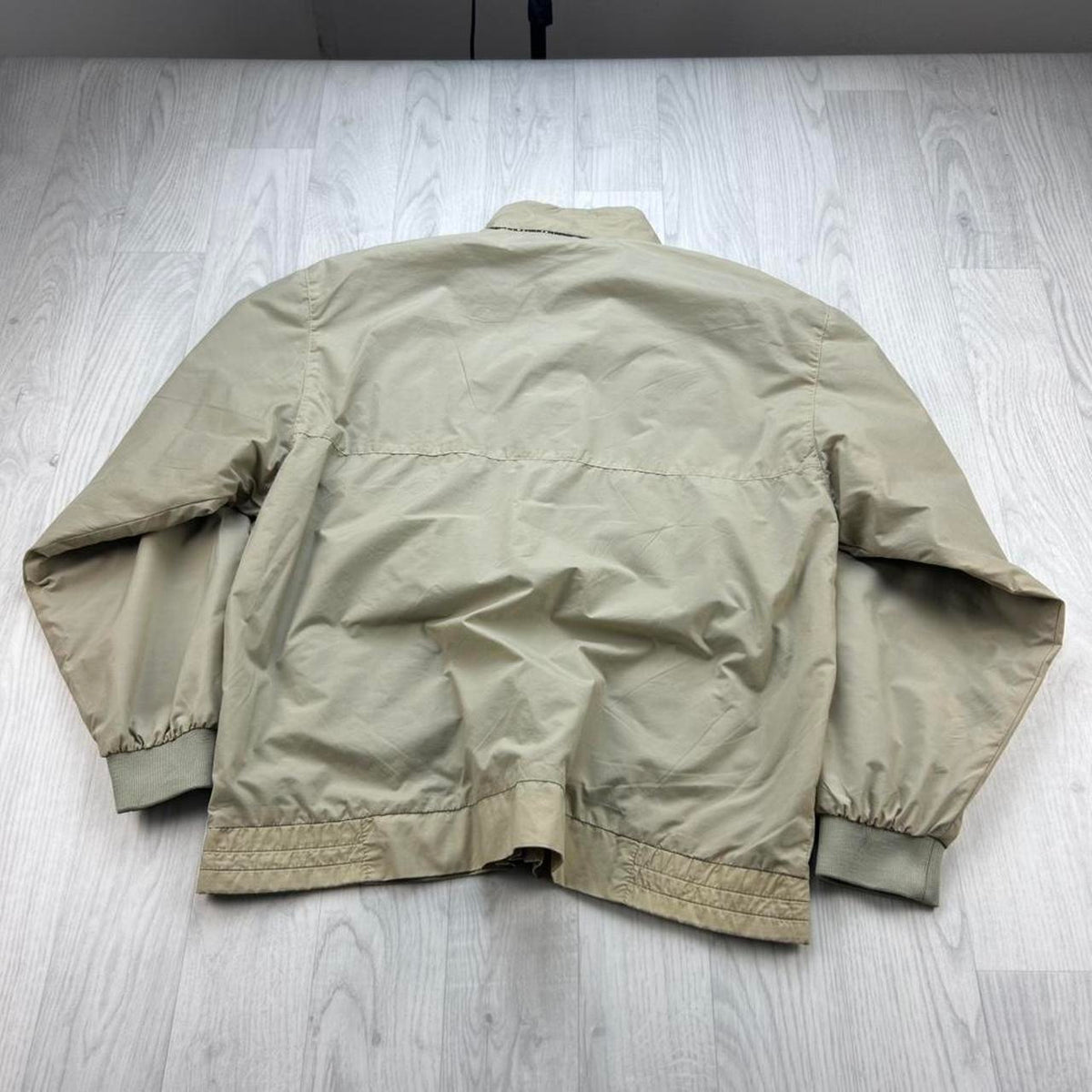 VINTAGE Y2K HELLY HANSEN WINDBREAKER JACKET BEIGE