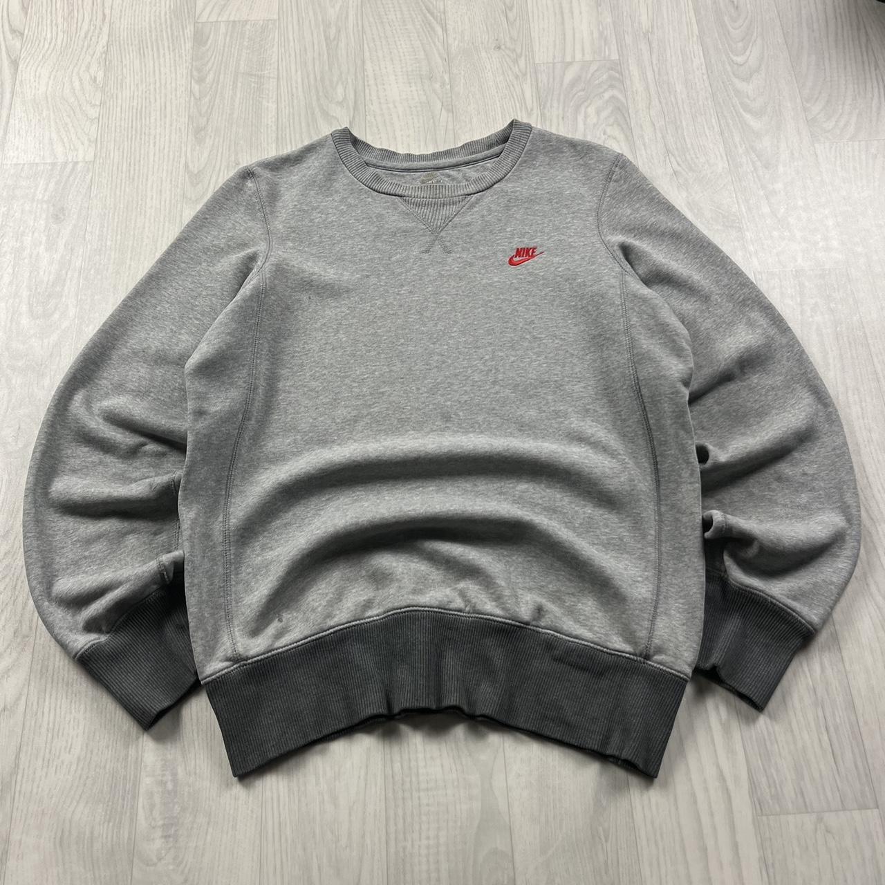 VINTAGE Y2K NIKE SWEATSHIRT GREY