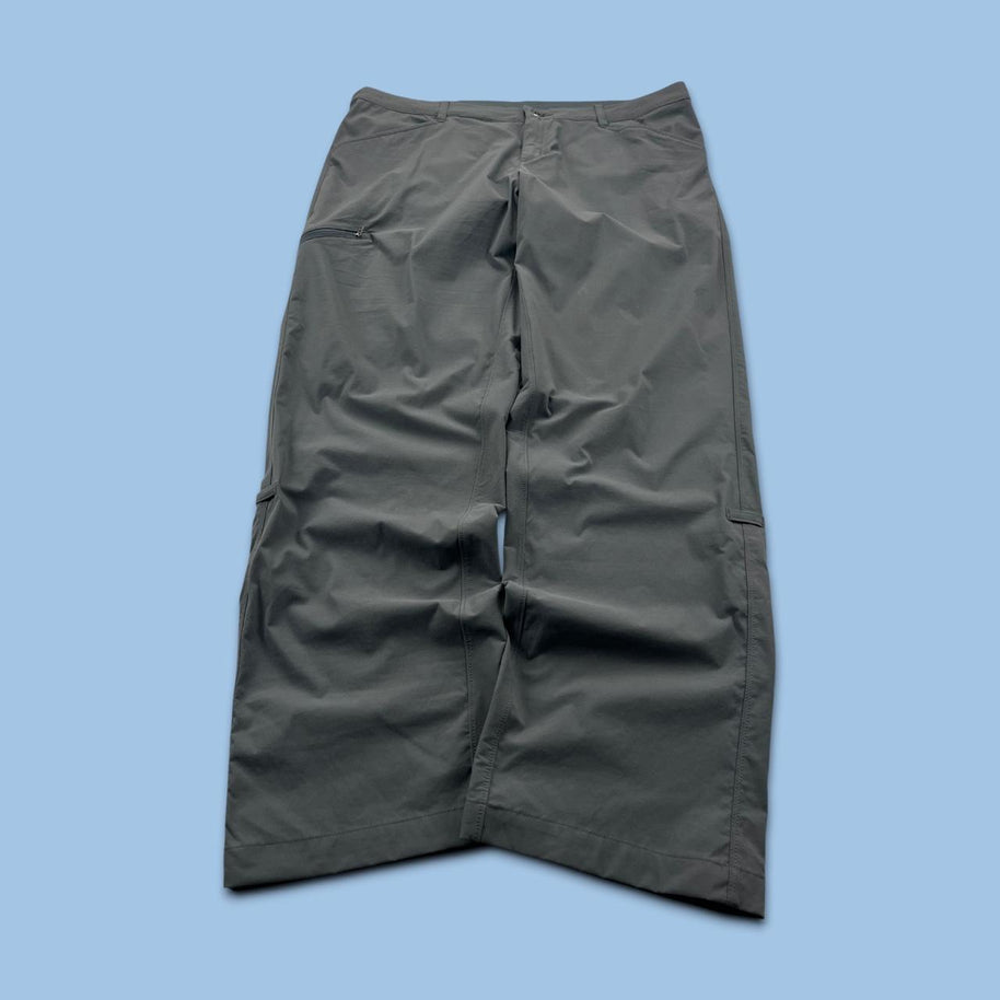 PATAGONIA BAGGY HIKING UTILITY TROUSERS GREY
