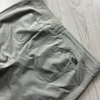 VINTAGE Y2K THE NORTH FACE BAGGY LOW RISE TROUSERS GREY