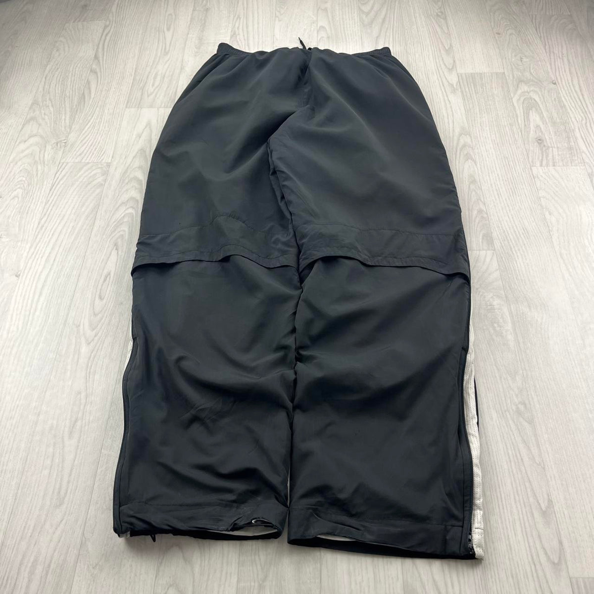 VINTAGE Y2K NIKE BAGGY TRACKSUIT BOTTOMS BLACK
