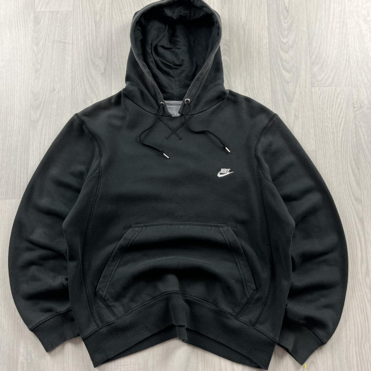 VINTAGE Y2K NIKE HOODIE BLACK