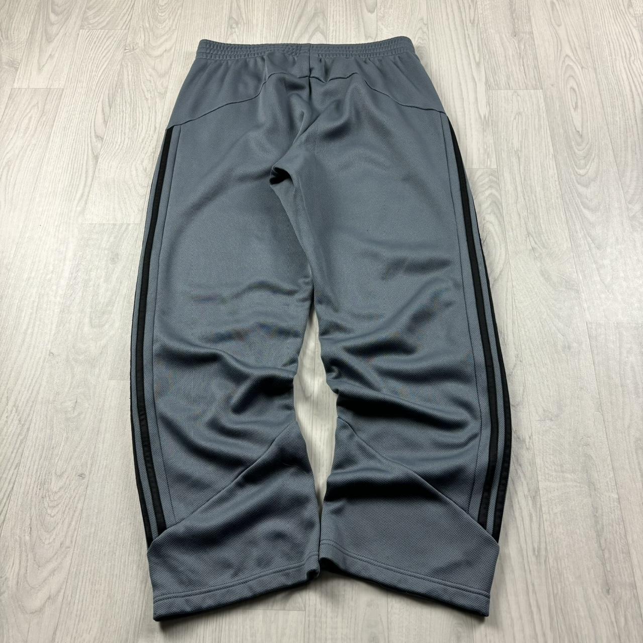 VINTAGE Y2K ADIDAS BAGGY TRACKSUIT BOTTOMS GREY